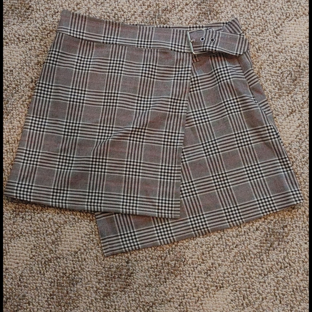 Forever 21 adjustable plaid skirt (m)